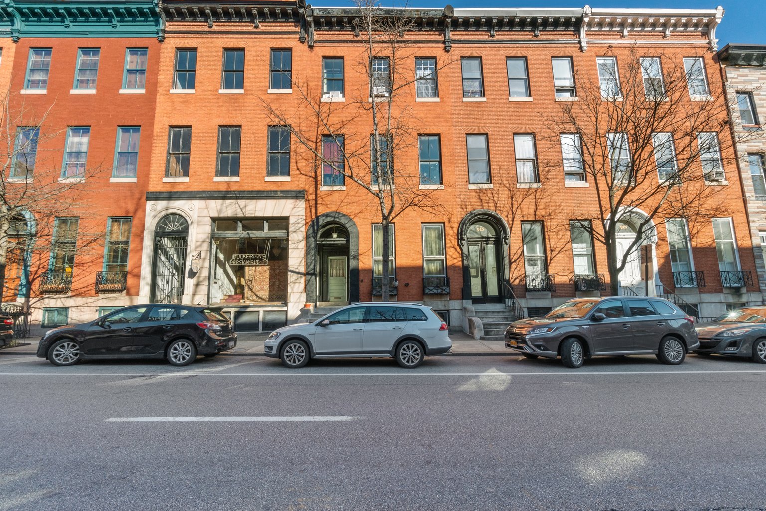 917 North Calvert St.: 6 Apartments/ Fully Leased in the heart of Historic Mount Vernon
